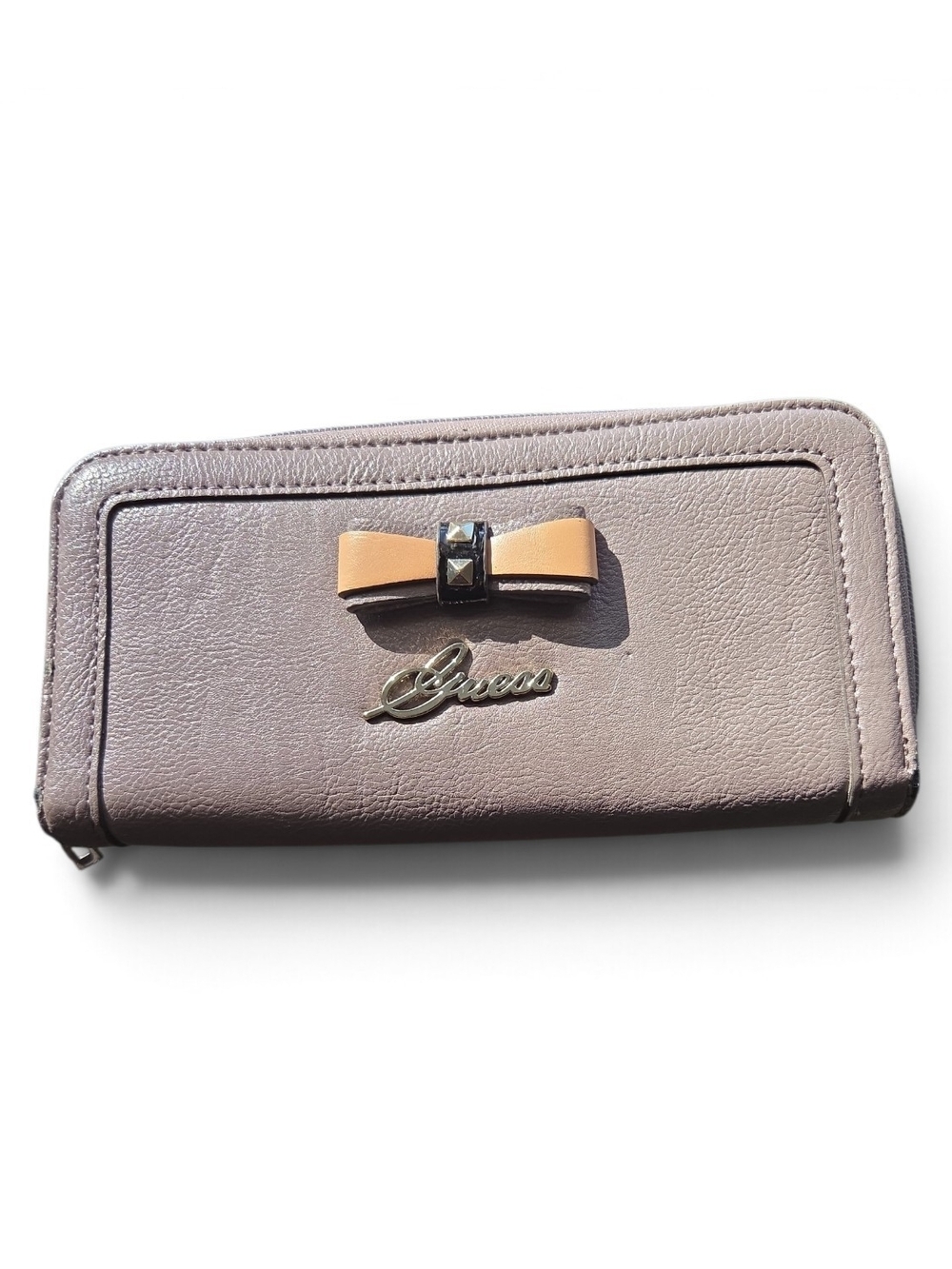 GUESS Women’s Gray Zip Around Wallet Bow Gold Tone Logo Stu
